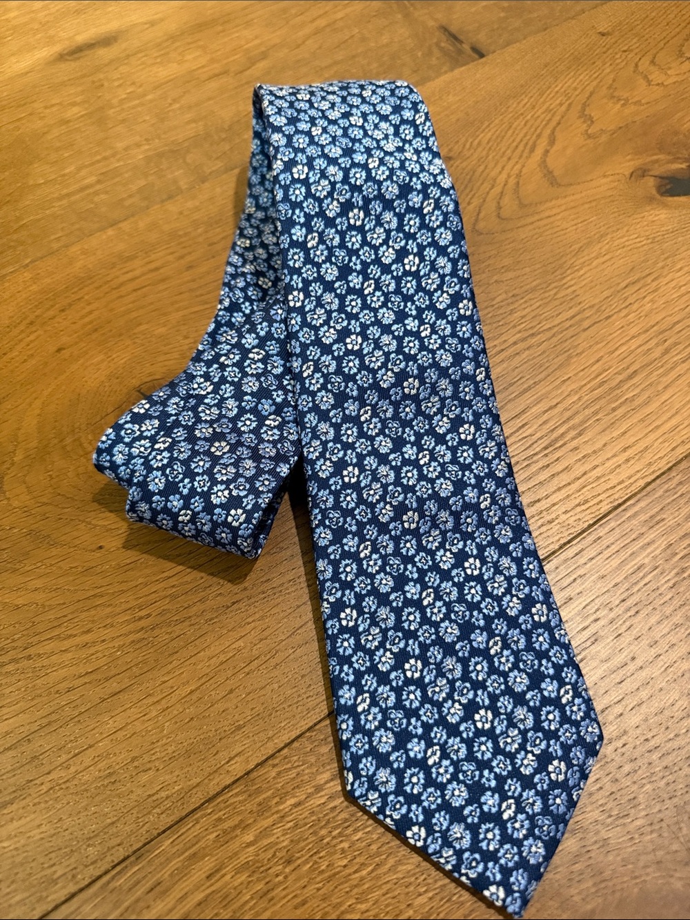 Tommy Hilfiger Floral Tie - Great condition